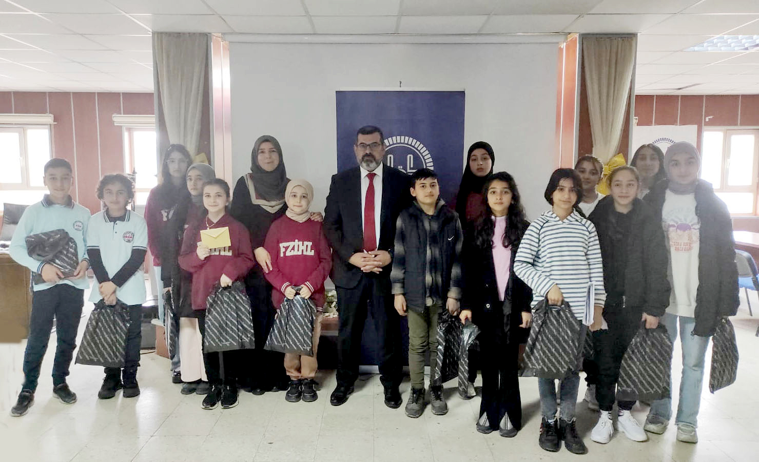 Okullar arası şiir yarışması düzenlendi