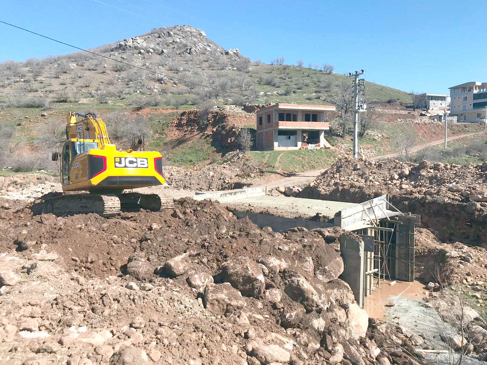 Köylerdeki Menfezler yenileniyor