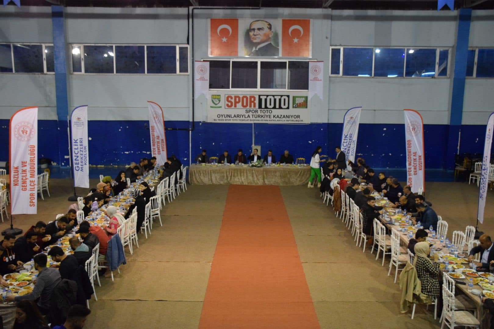 Kaymakam Güngör, iftar programına katıldı