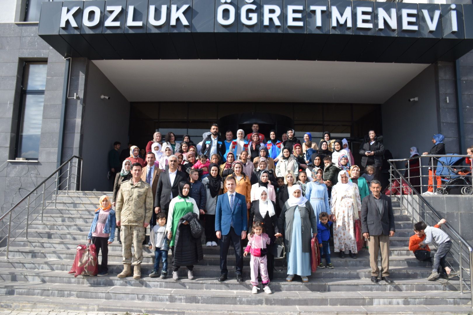 Kozluk’ta Şehit ve Gazi Anneleri için program düzenlendi