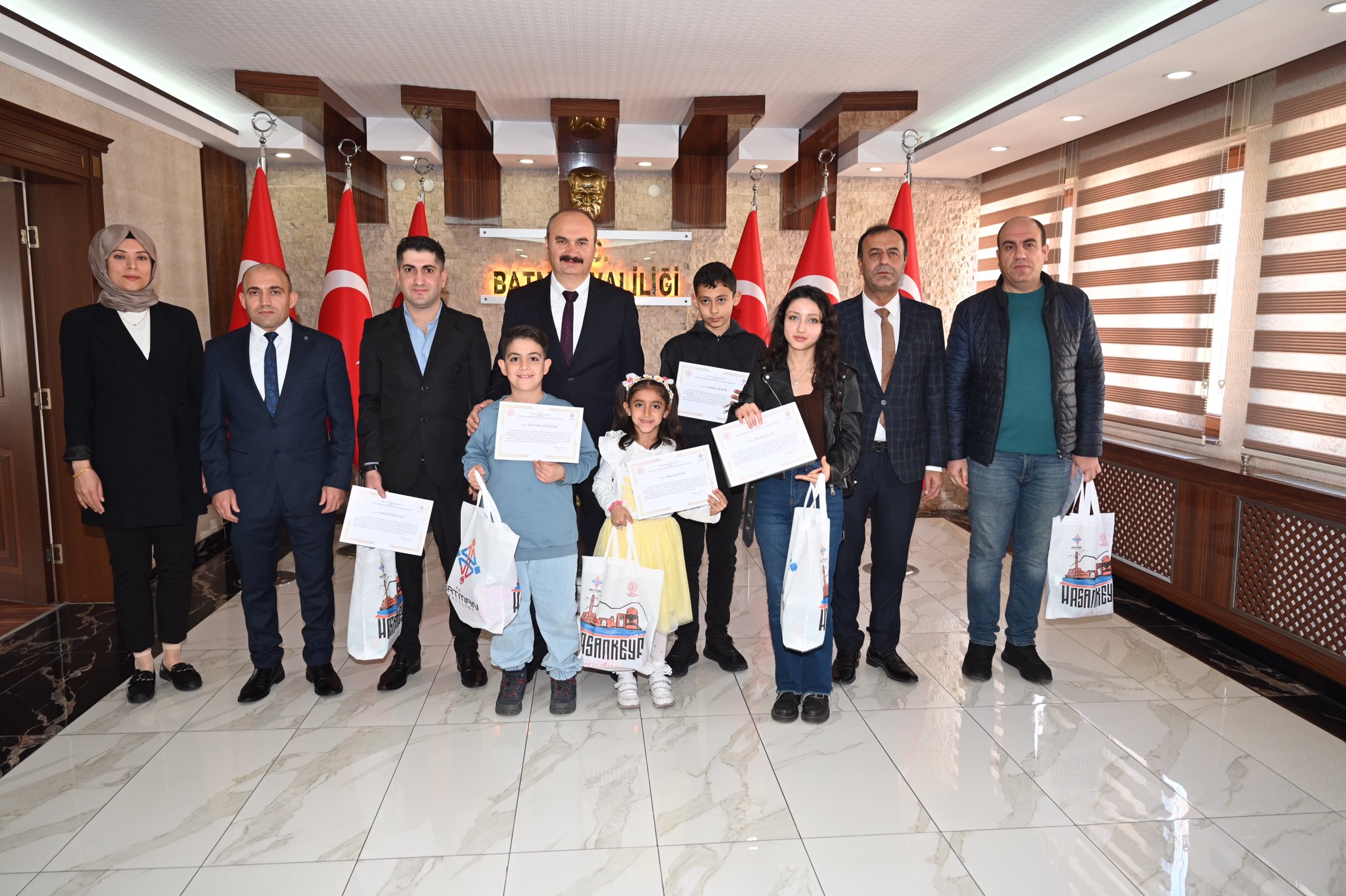 Vali Canalp’a Kütüphane Haftası ziyareti