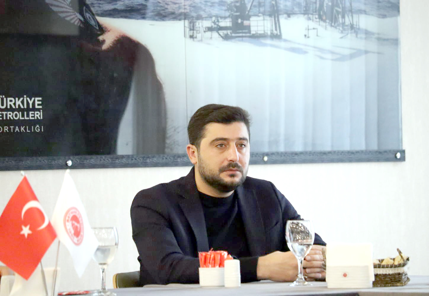 ‘Daha fazla kenetlenmeliyiz’