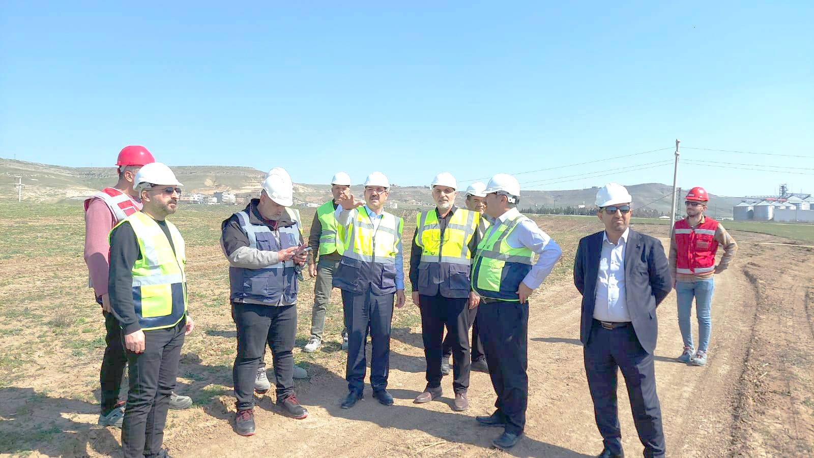 Nasıroğlu, Gıdacılar Kooperatifinin inşaatını inceledi