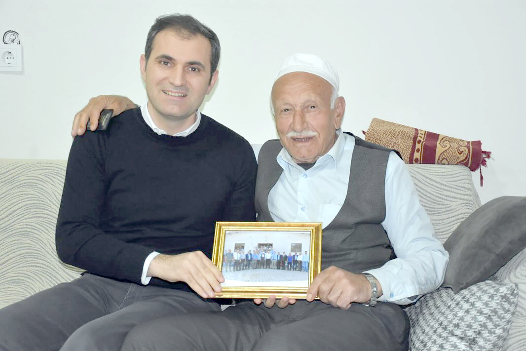 Ramazan ayının ilk iftarında Aylanç ailesine misafir oldu