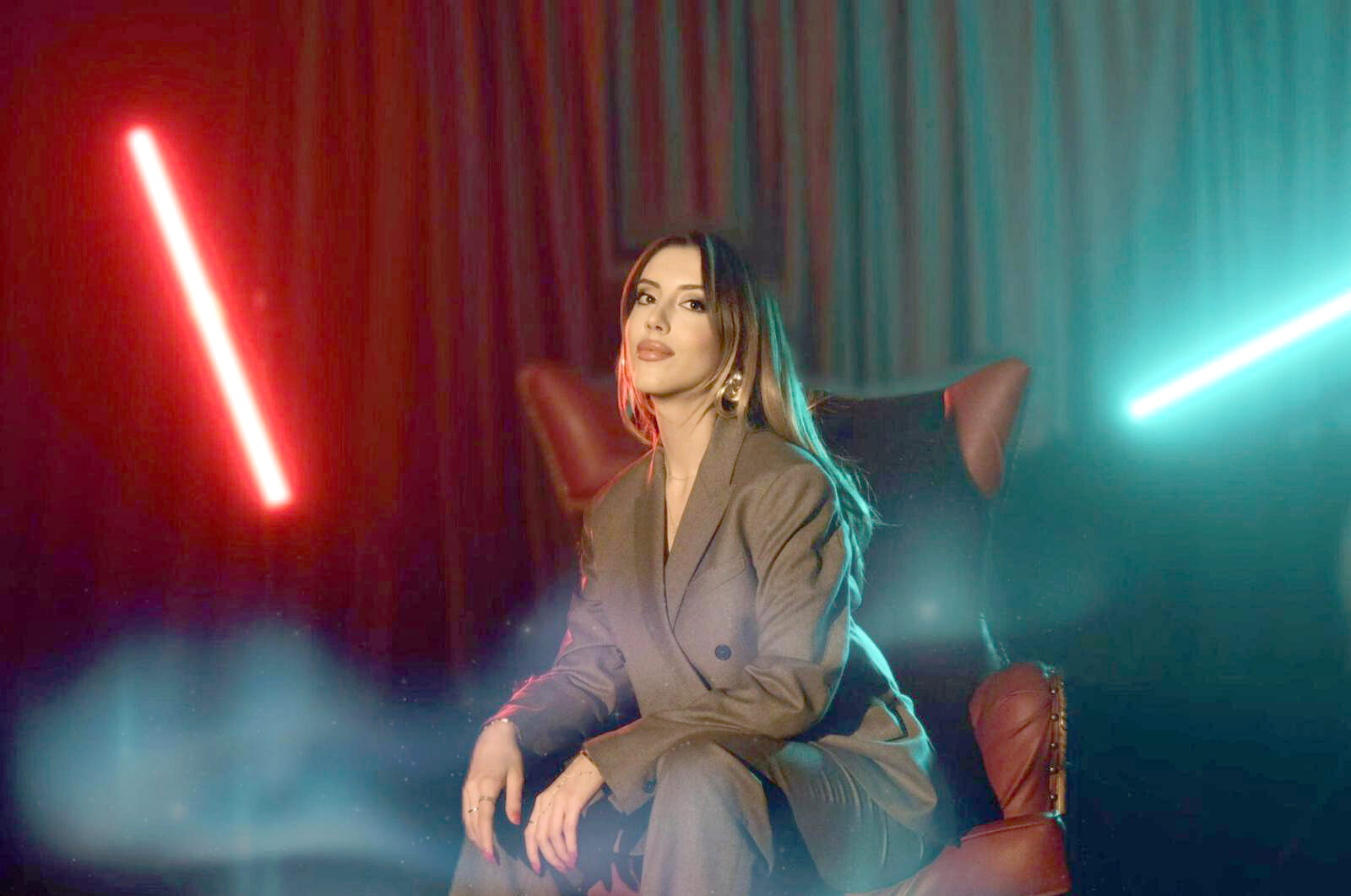 Şevval Yıldız’ın yeni klibi yayında