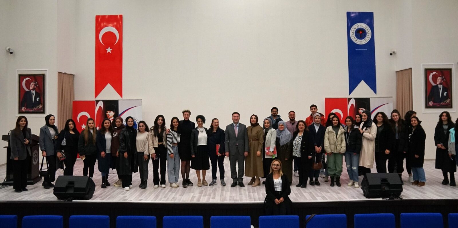  ‘Ekolojik Sanat Ve Onarıcı Kadın Emeği’ konferansı düzenlendi