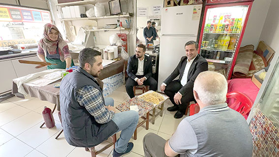 Ramanlı, seçim öncesi söz verdiği esnafı ziyaret etti