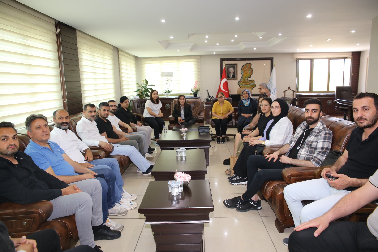 TMMOB’dan Eş Başkan Sönük’e tebrik ziyareti