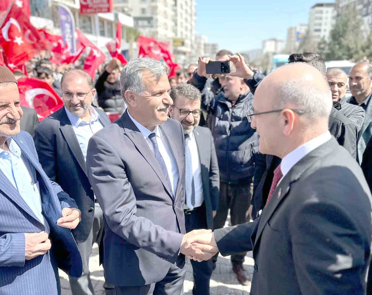 Kozluk Belediye Bakanı Işık; ‘Kaldığımız yerden devam edeceğiz’
