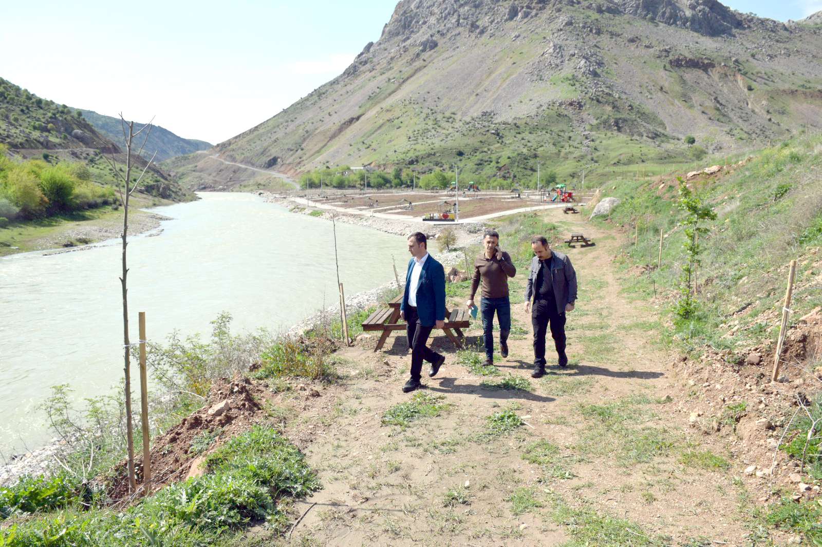 Alıçlı mesire alanında sahil kısmında yürüyüş yolu uzatılacak