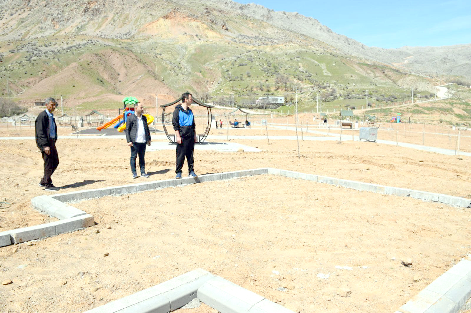 Alıçlı Mesire Alanı’na yeni Orman Masası ve Kamelya Kurulumu yapıldı