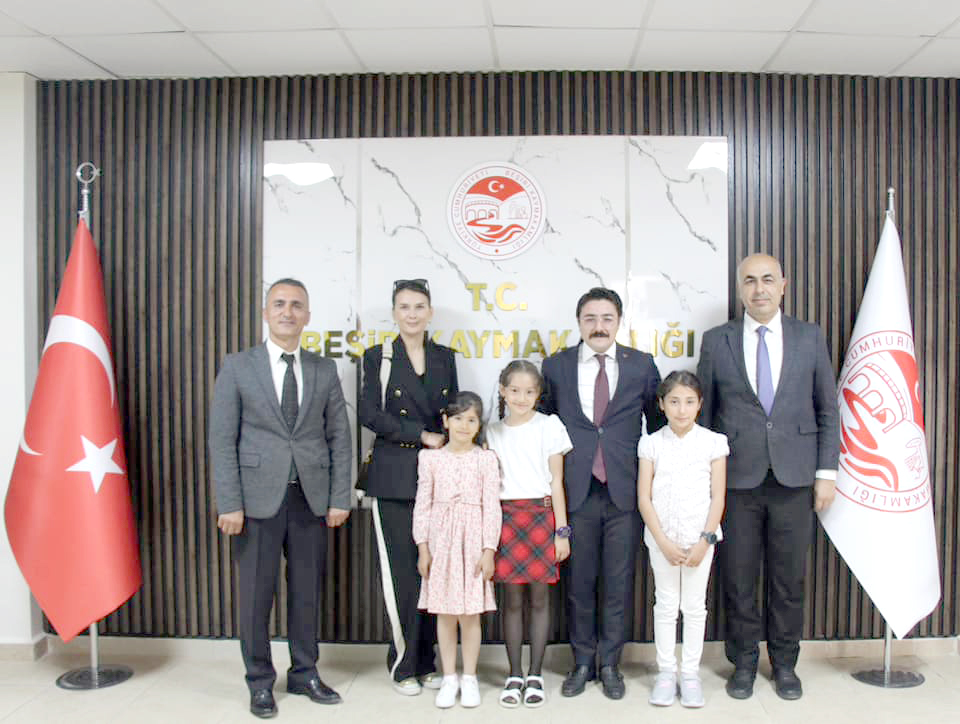 Kaymakam Yılmaz, 23 Nisan’da koltuğunu çocuklara devretti