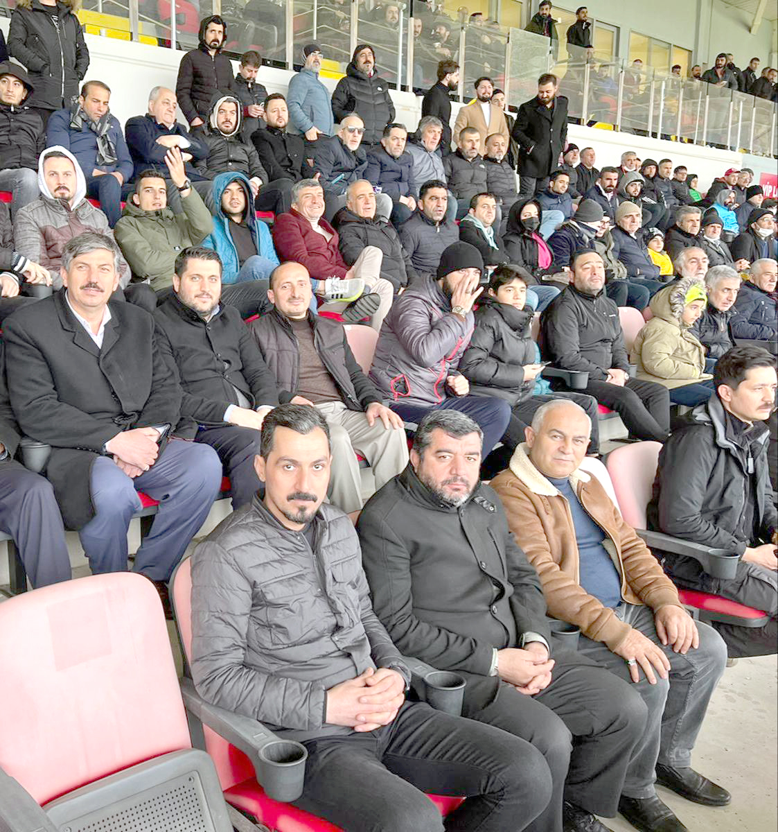 Başkan Çiftçi şampiyonluk yolunda başarılar diledi