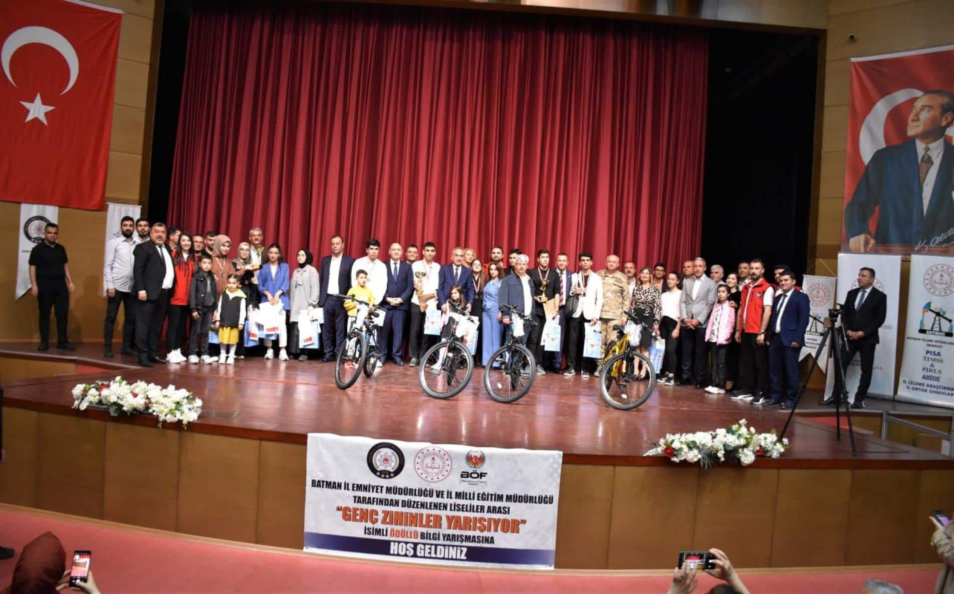 Genç Zihinler Yarışıyor Bilgi Yarışması finali yapıldı