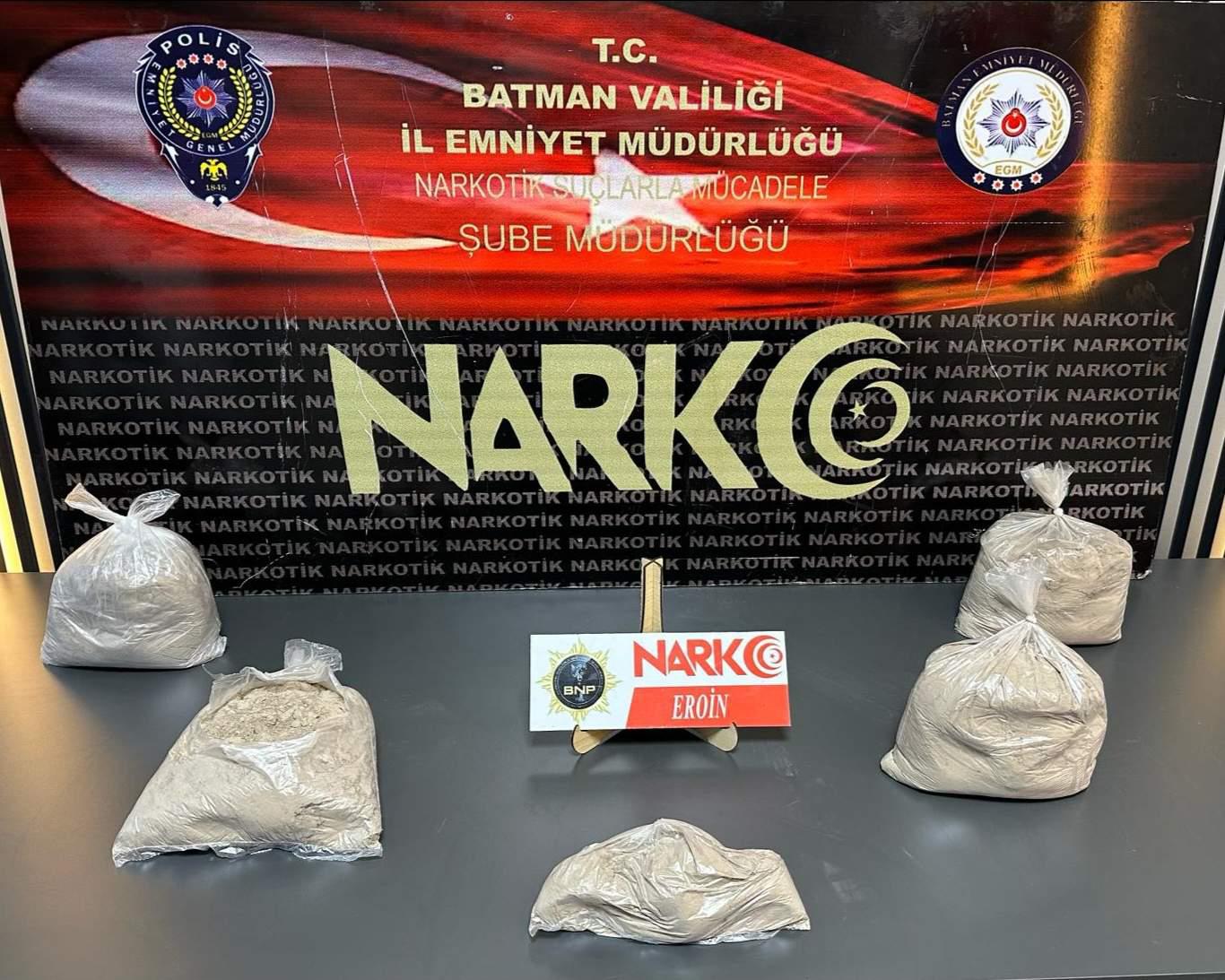 3 Kilo 810 Gram Eroin Ele Geçirildi