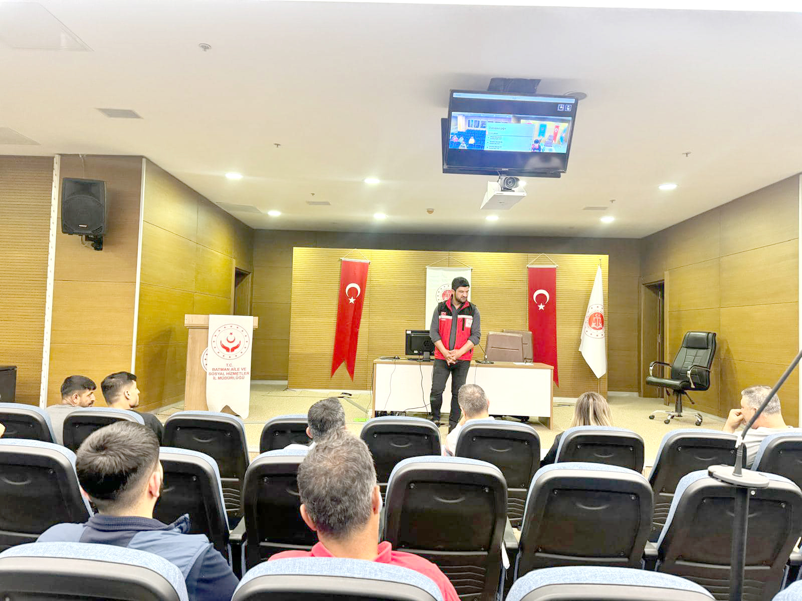 Hükümlülere aile içi iletişim eğitimi verildi