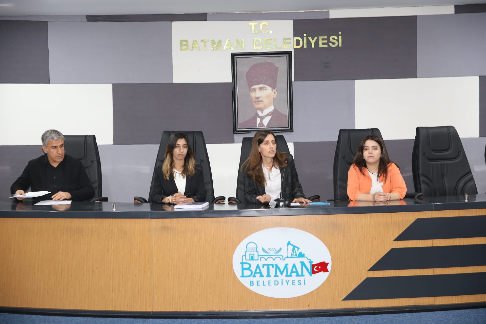 Sönük ‘Batman’ın geleceği için çalışıp hizmet üreteceğiz’