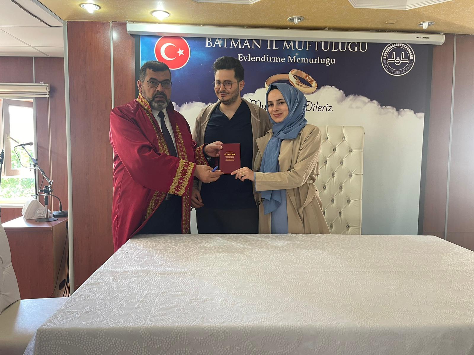 Müftü Durmuş nikah kıydı