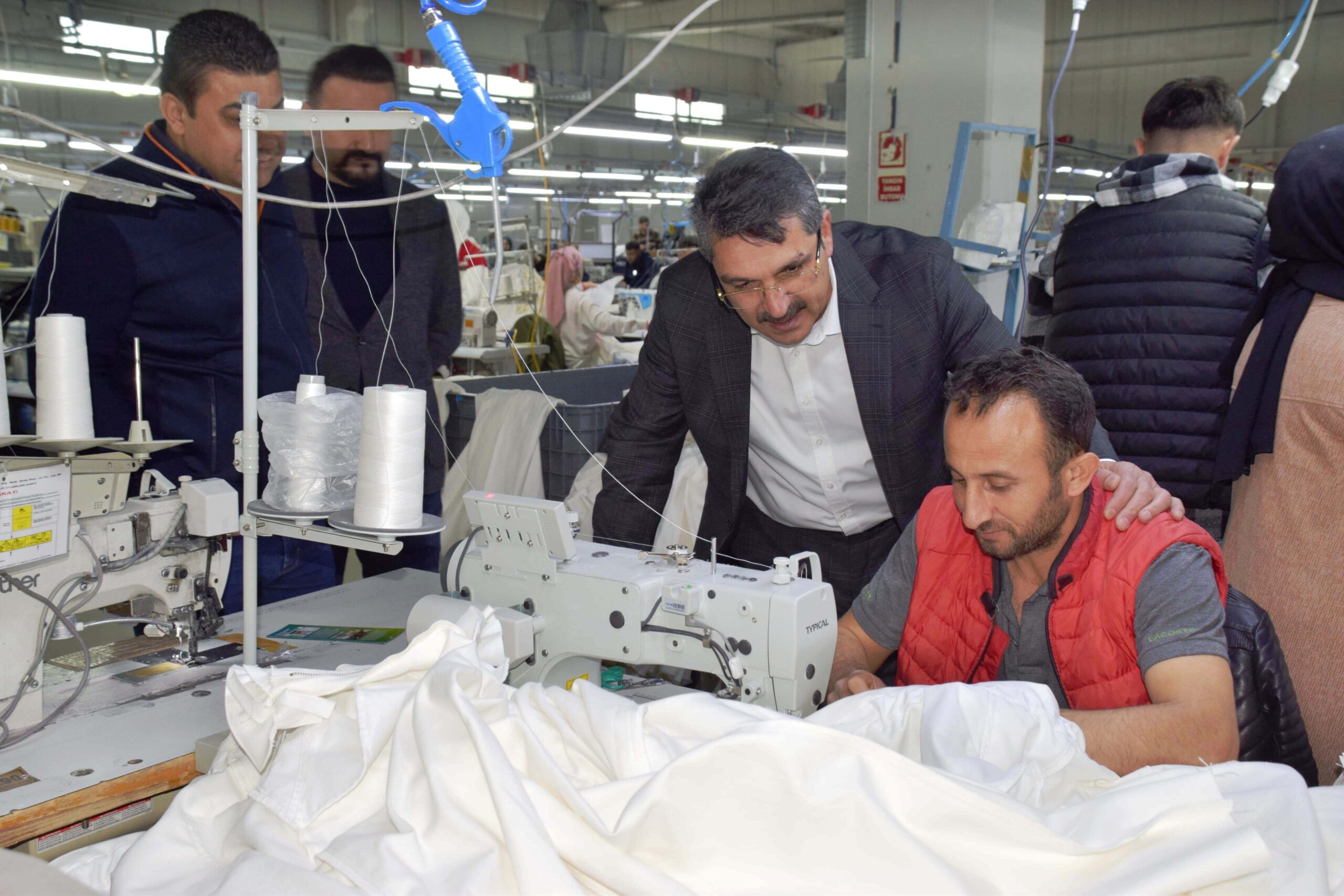 ‘Emekçilerin yanında olmaya devam edeceğiz’