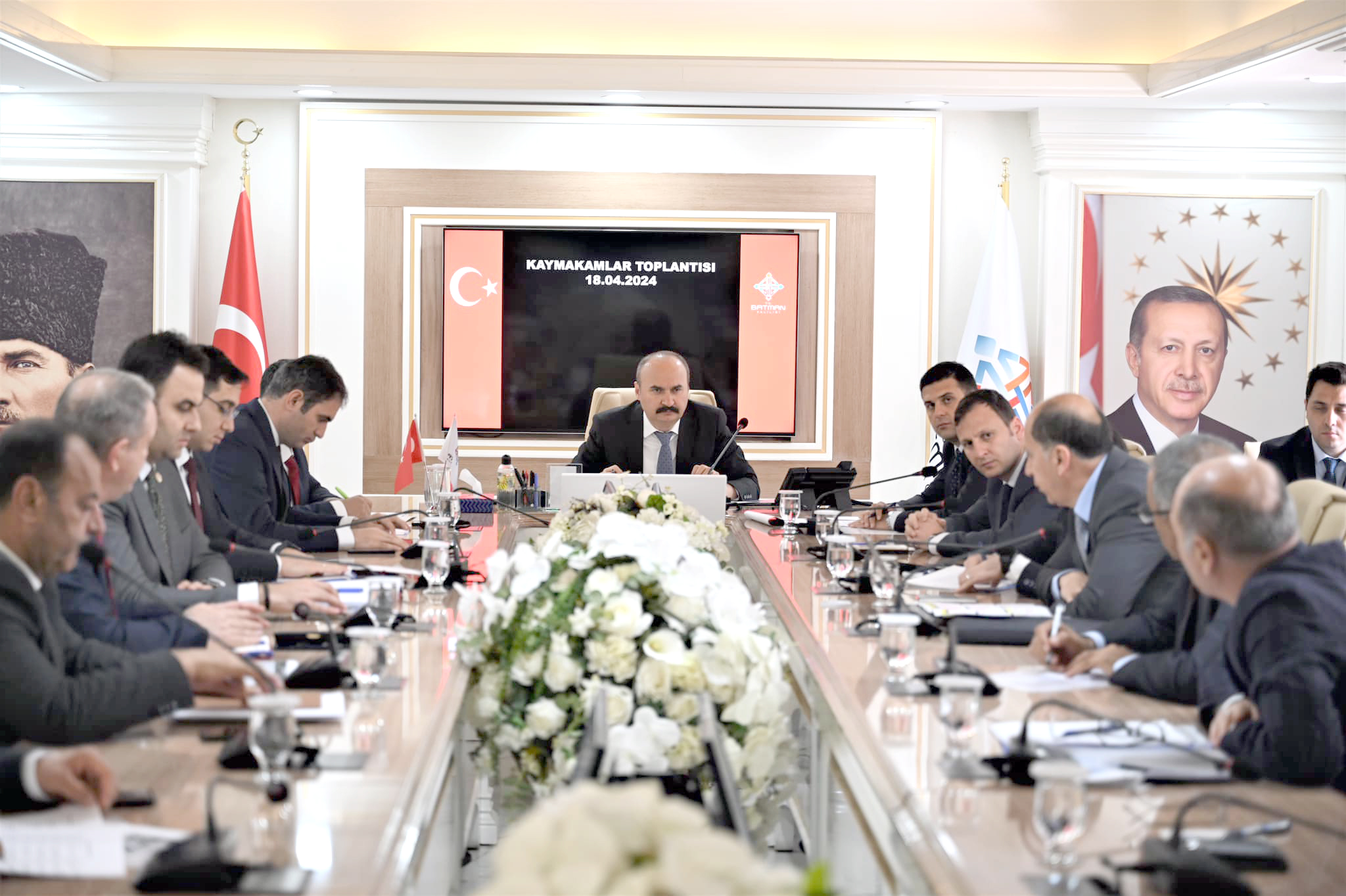 Vali Canalp ‘Her aşamayı titizlikle takip edin’