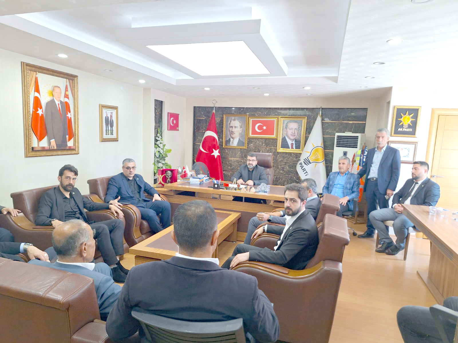 “Bir kesimin değil, Türkiye’nin partisiyiz”