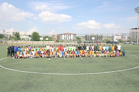 30 FUTBOLCU SÜPER LİGLERE TRANSFER OLDU