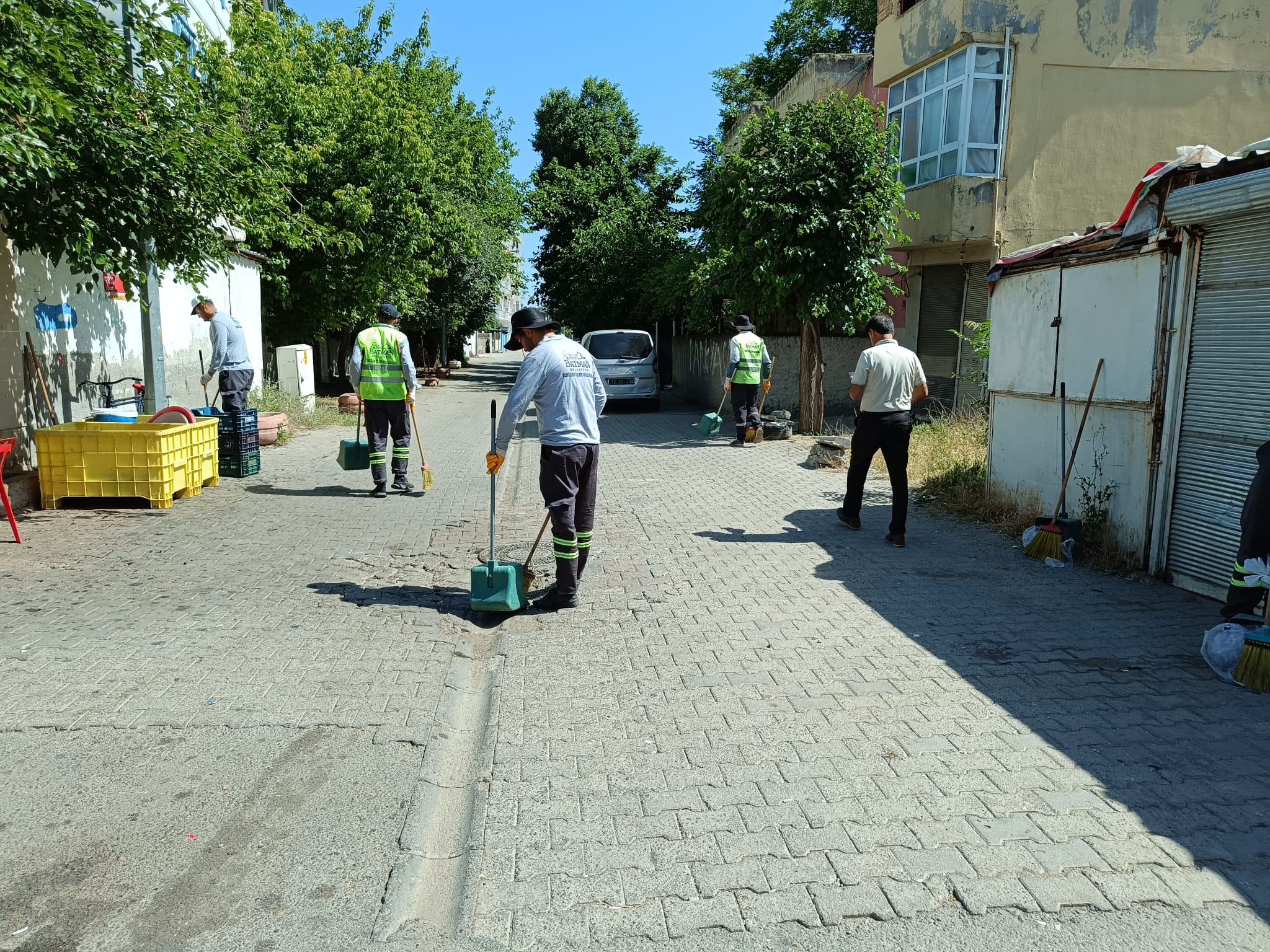 5 mahallede kapsamlı temizlik çalışması gerçekleştirdi