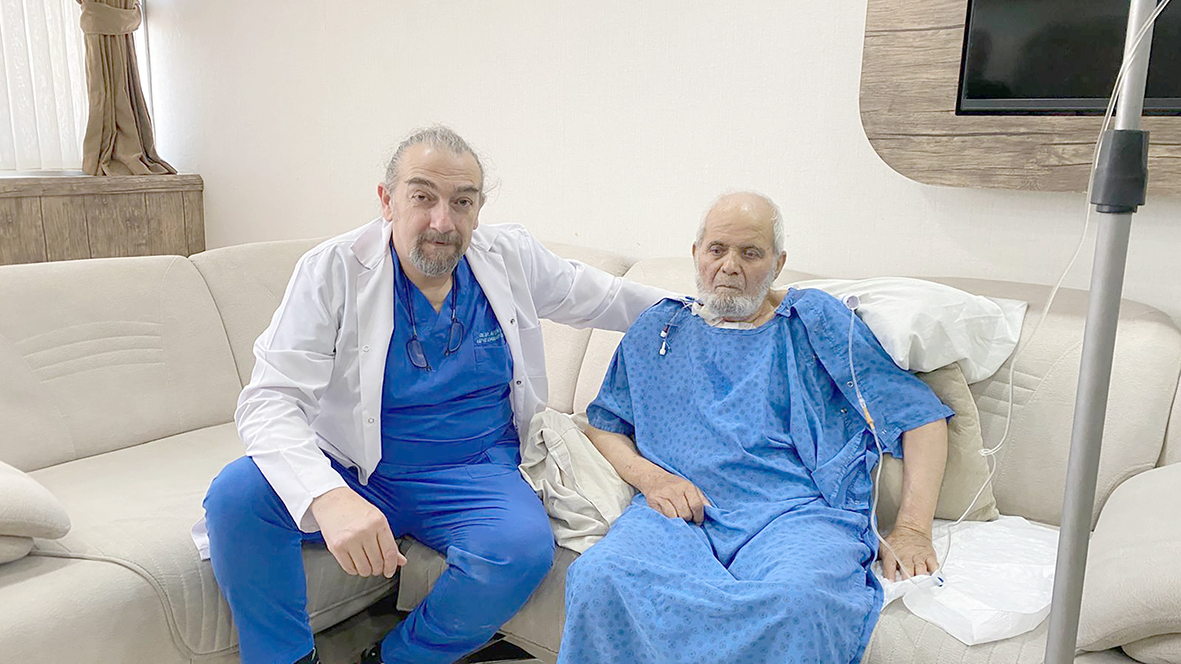 85 Yaşındaki Hastaya By-Pass Yapıldı