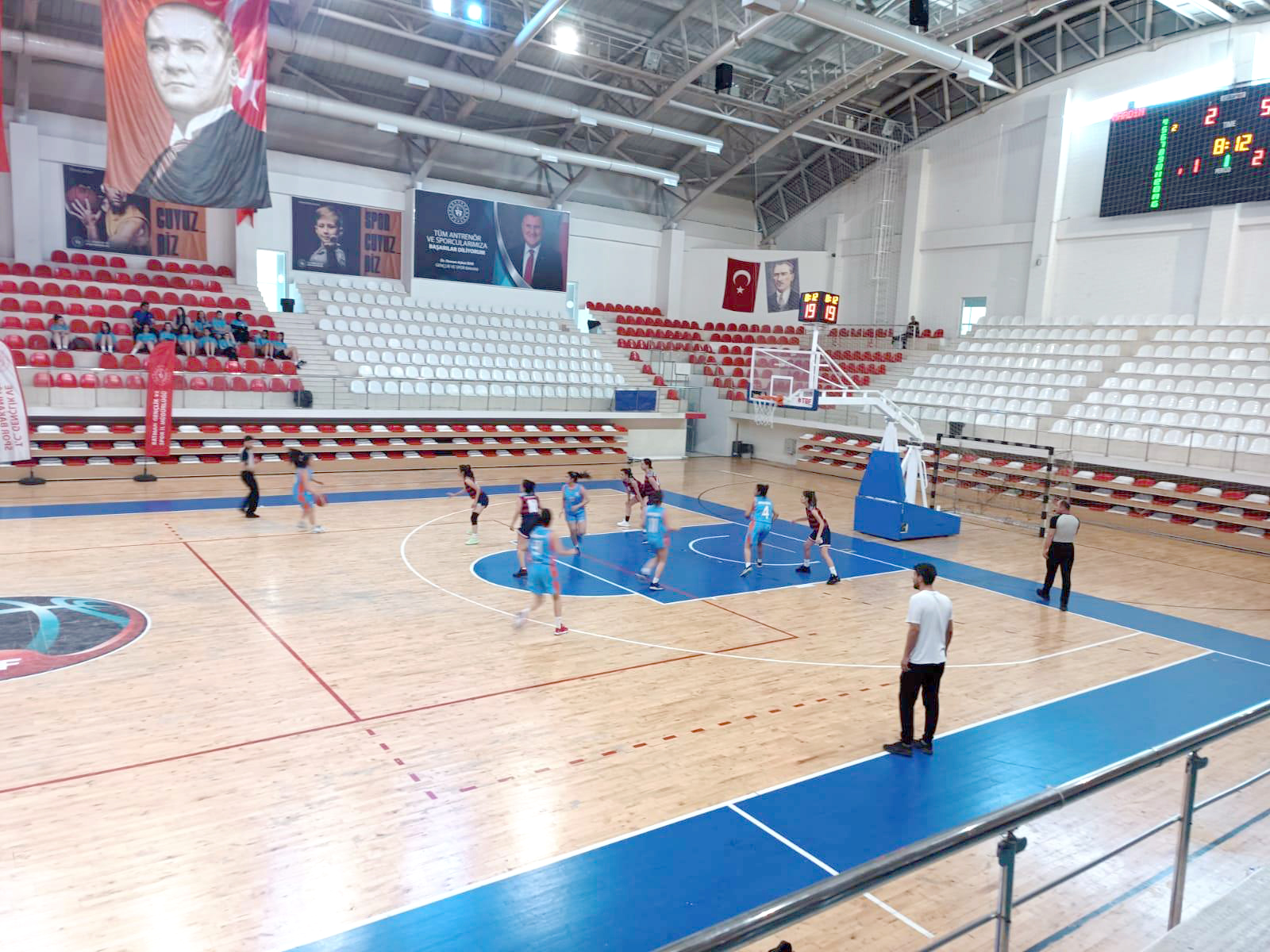 35. İller arası Basketbol Turnuvası Grup elemeleri Batman’da başladı