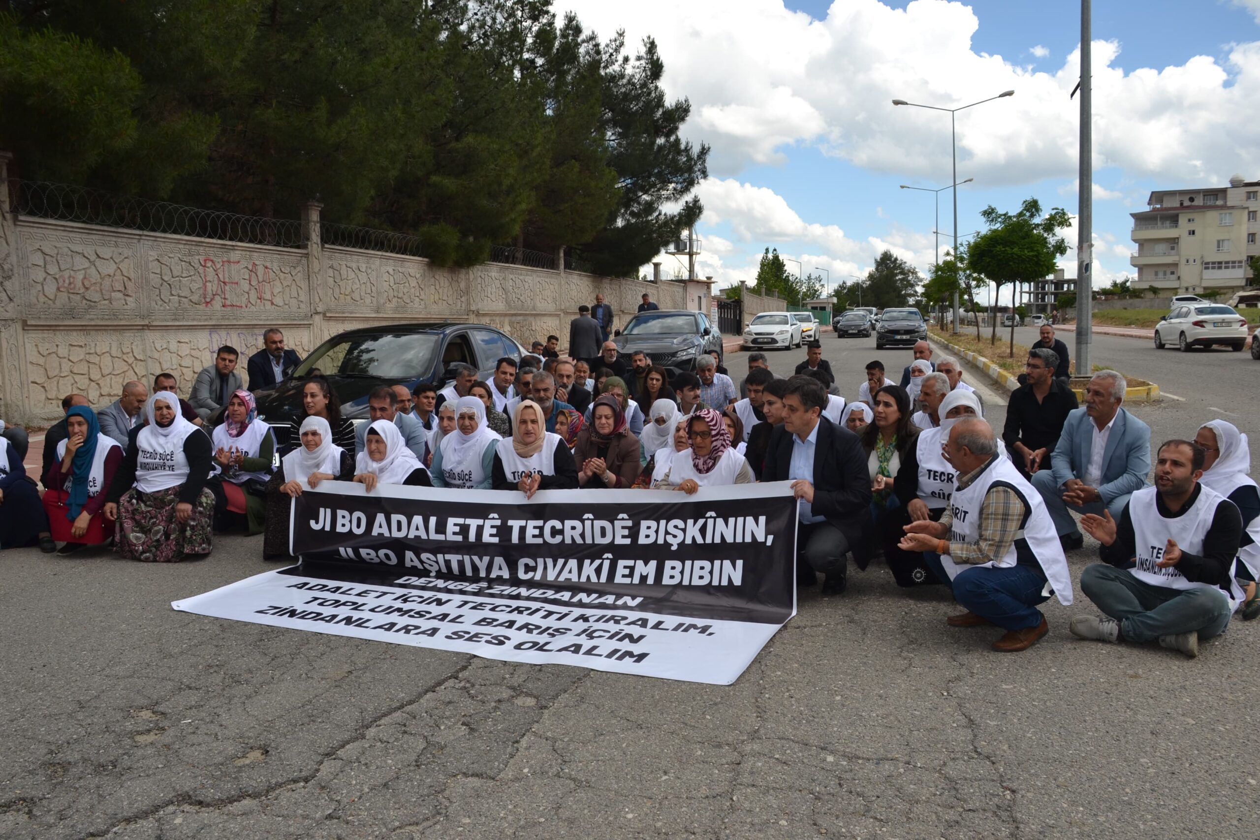 Tiryaki ‘190 gündür insanlar açlık grevlerine giriyorlar’