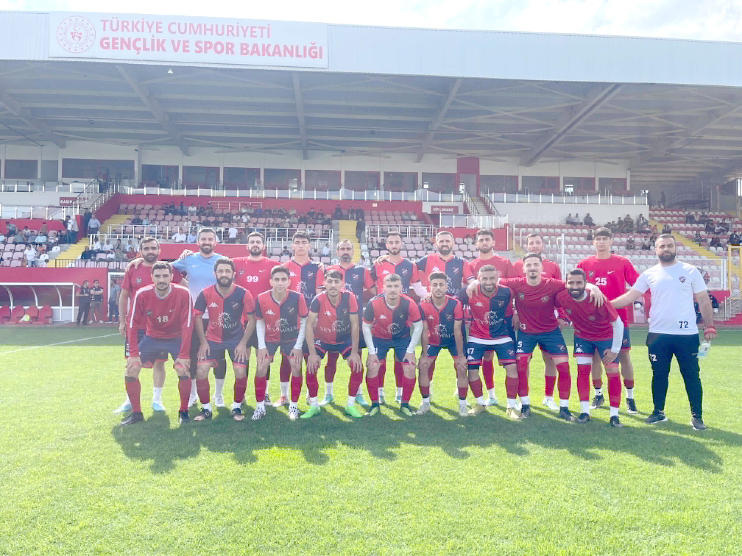 Güneş Spor ve Özel İdare Gençlerbirliği Spor finale kaldı