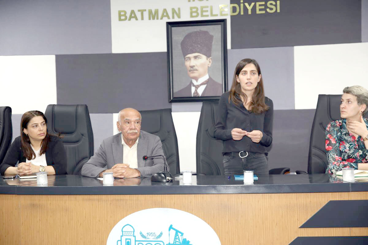 ‘Halkımıza borcumuzu ödemek istiyoruz’