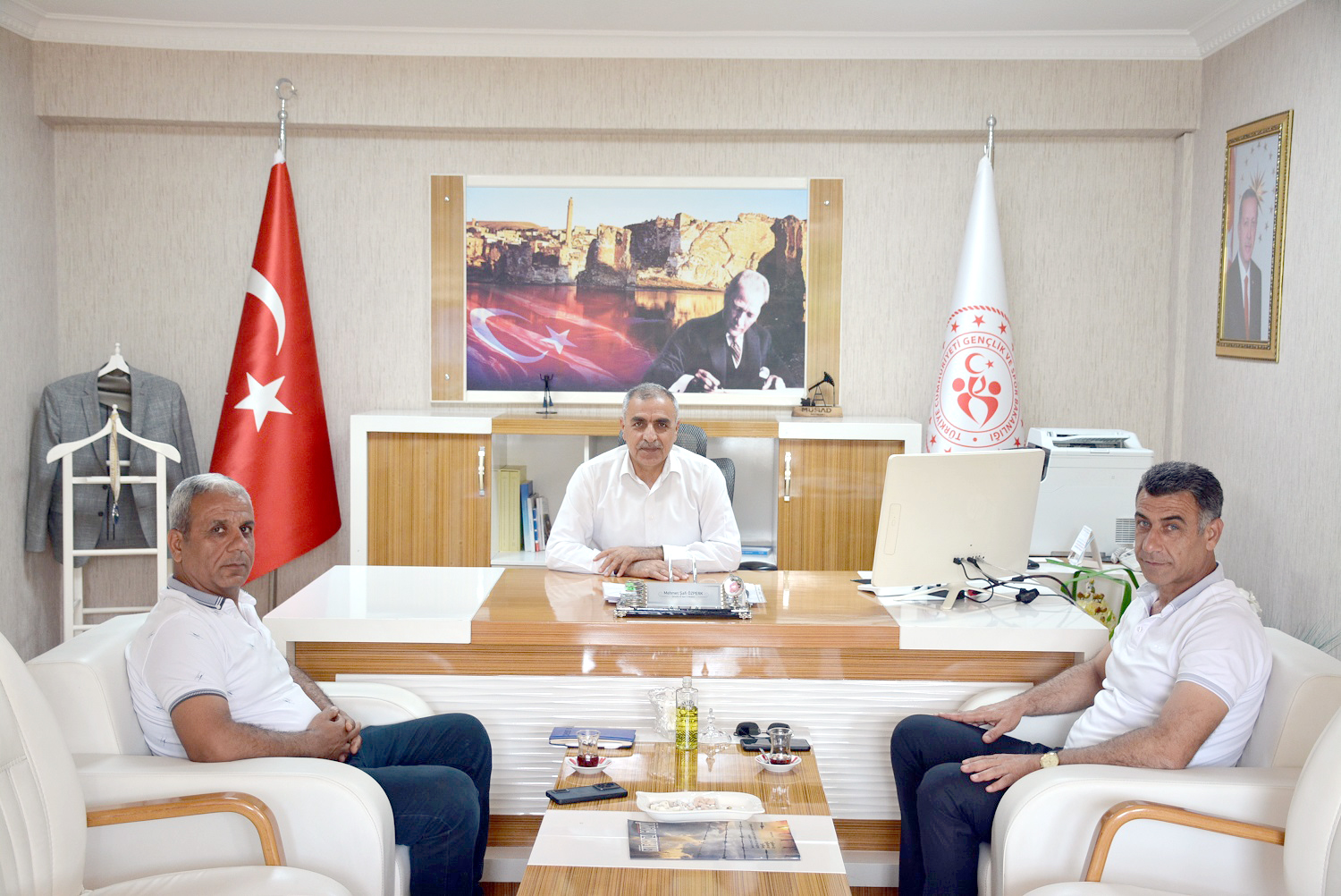 Türkiye Otel Lokanta Dinlenme Yerleri İşçileri Sendikası Batmandaydı