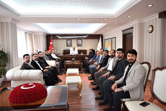 Ak Parti heyetinden Vali Canalp’a ziyaret