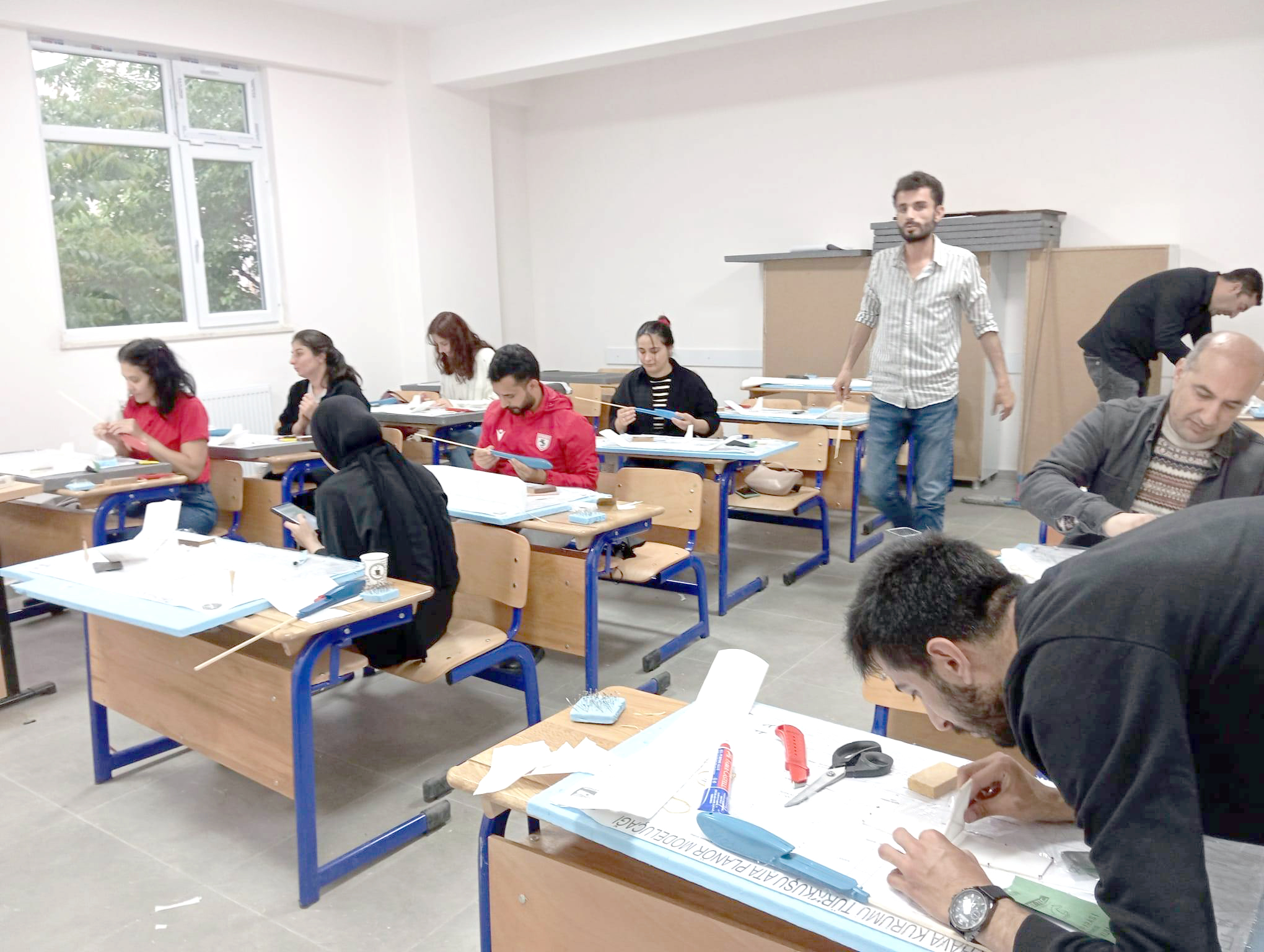 Model uçak kursu devam ediyor