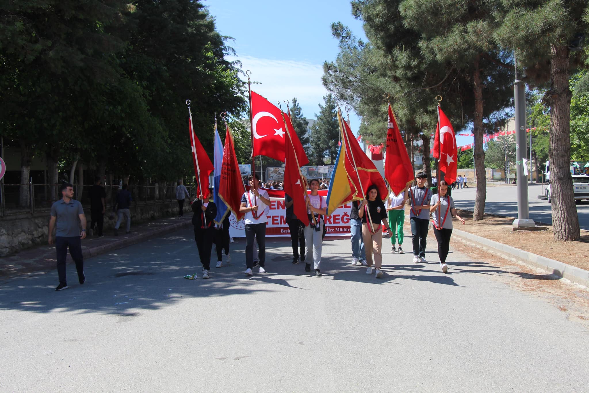 Beşiri’de Gençlik Yürüyüşü düzenlendi