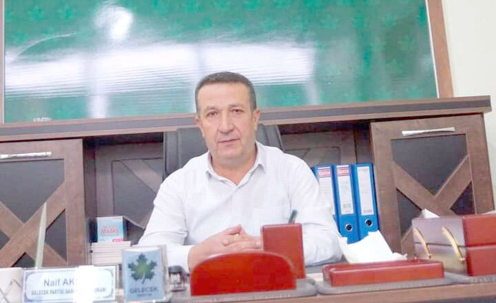 Gelecek Partisinden istifa etti