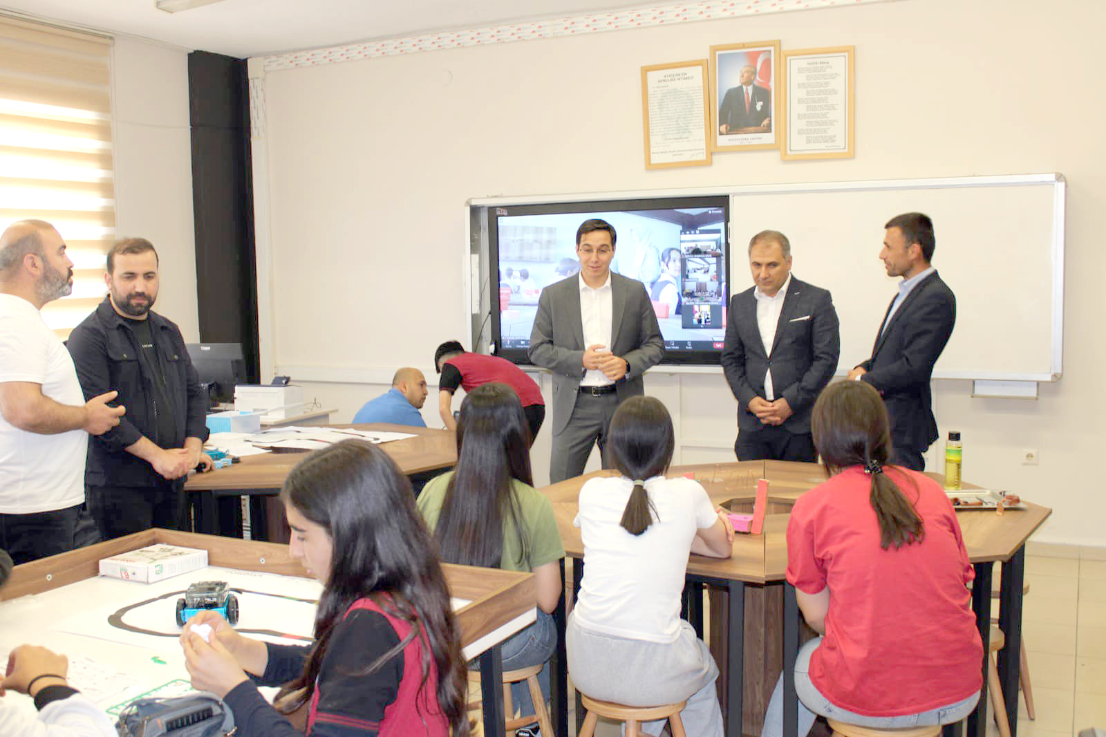 Gercüş’te 5 Okulda Beceri ve Tasarı Atölyesi açıldı