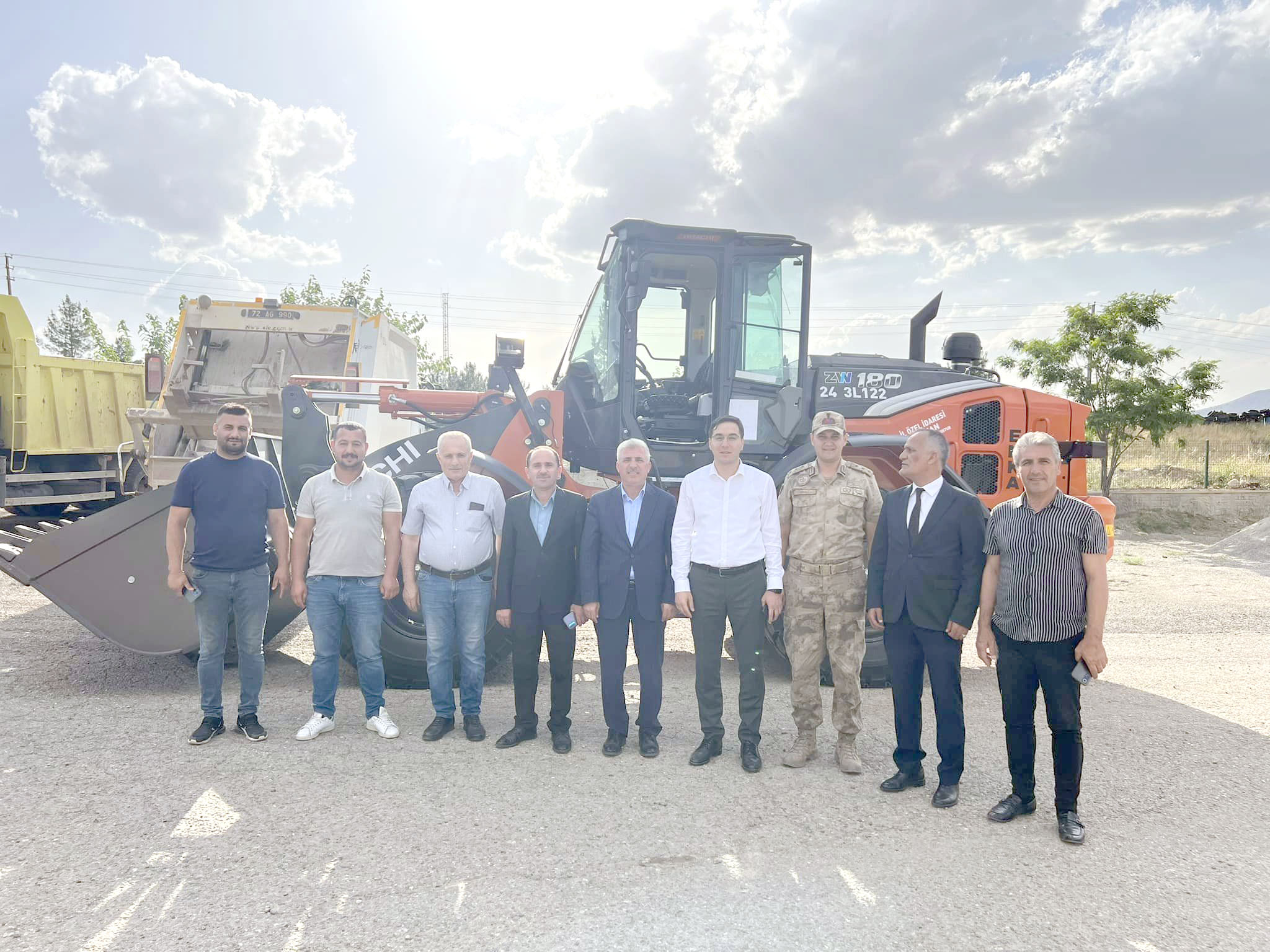 Gercüş İl Özel İdaresine yeni araç alındı