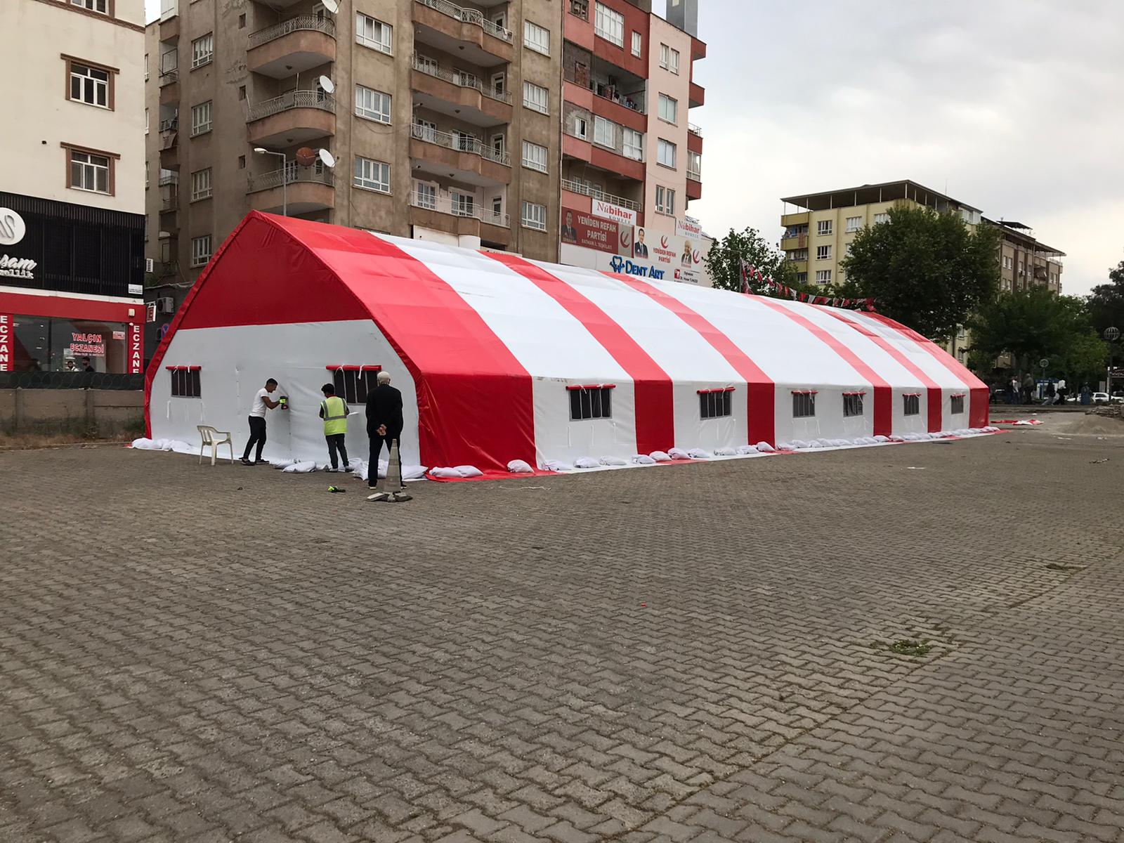 İndirim çadırı Outlet açılıyor