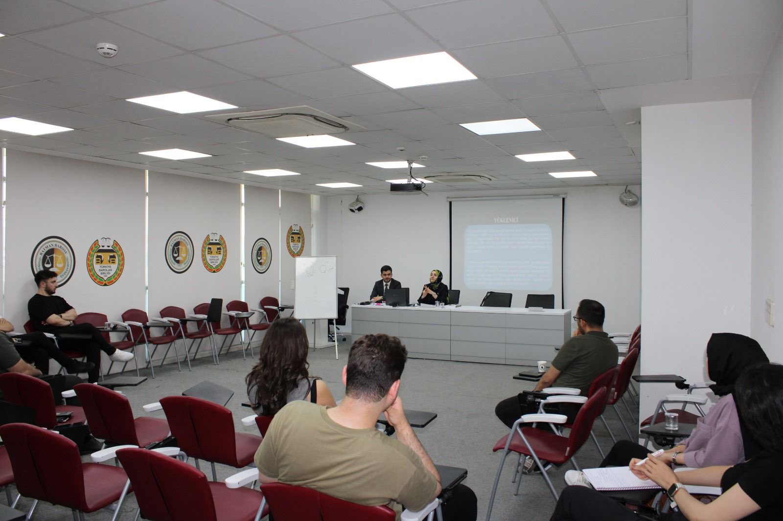 Avukatlara İnşaat sözleşmeleri anlatıldı