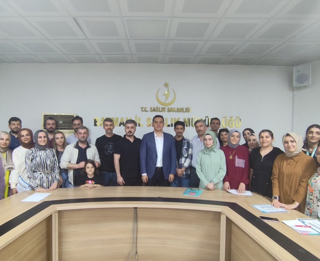 Sağlıkçılara işaret dili eğitimi verildi