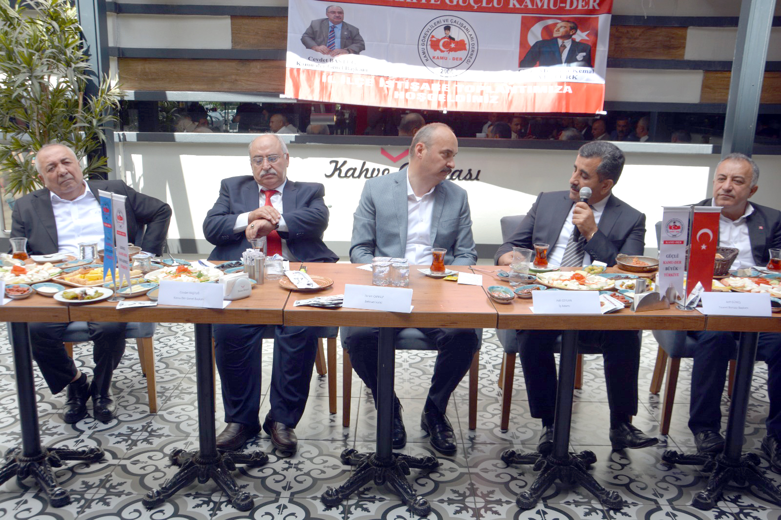 KAMU DER’den istişare toplantısı