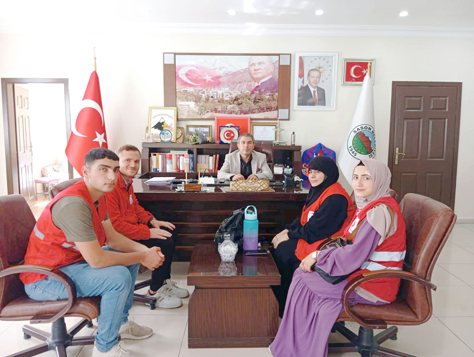 Sason Kızılay Şubesi Başkan Demir’i ziyaret etti