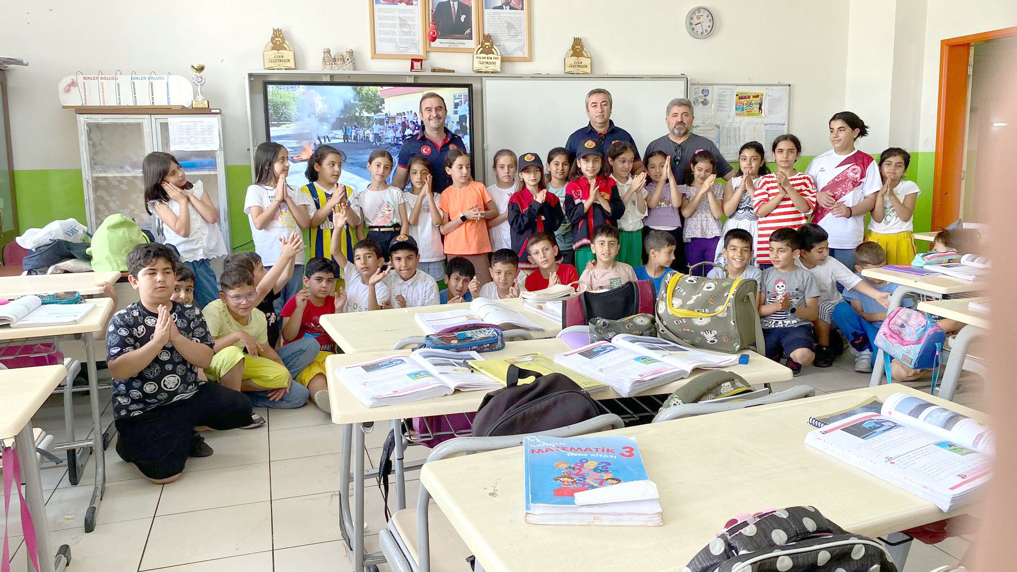 Öğrencilere Dalgıçlık ve itfaiyecilik meslekleri anlatıldı