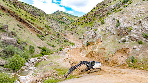 Özel İdare’den yol açma çalışması