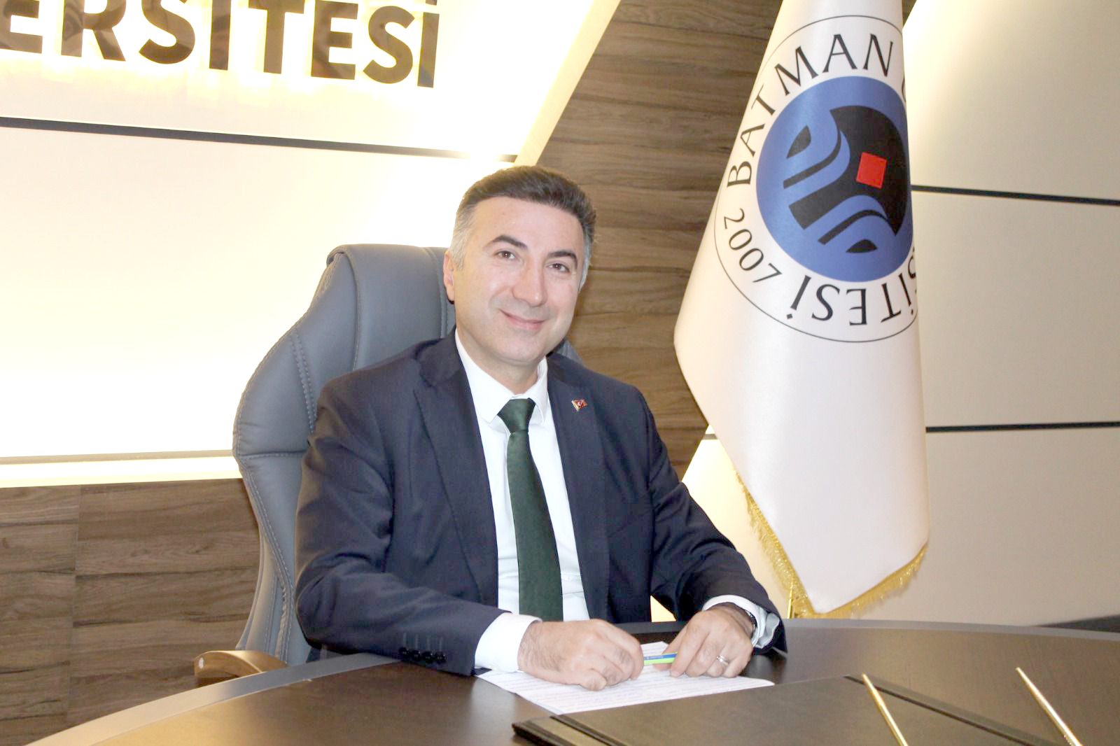 Rektör Demir: Gazeteciler toplumun aydınlık yüzü