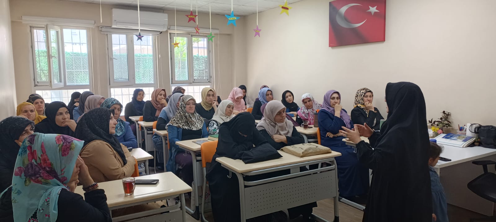 ADSM’deki kursiyerlere “Savaş, Göç ve Aile” semineri verildi