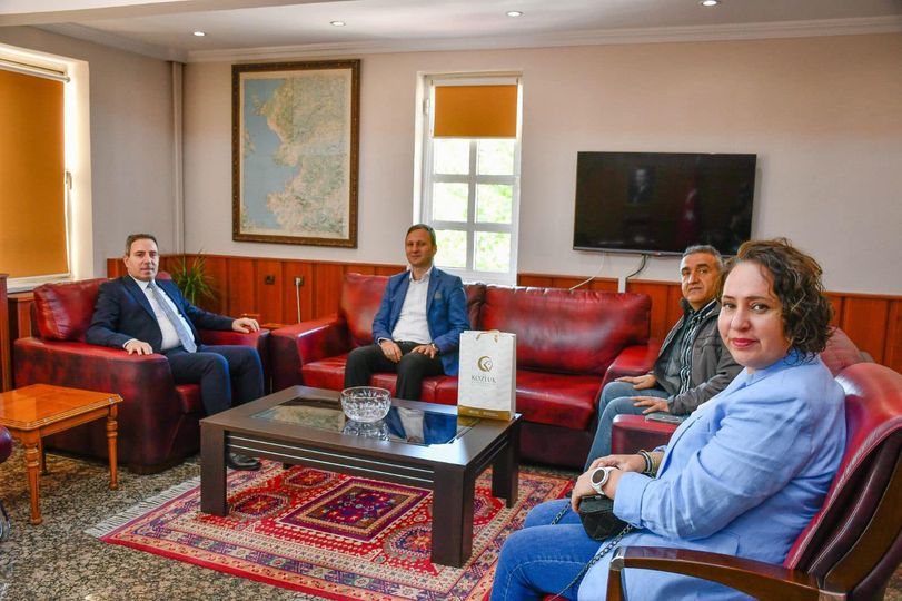 Kaymakam Güngör, Bergama Kaymakamlığını ziyaret etti