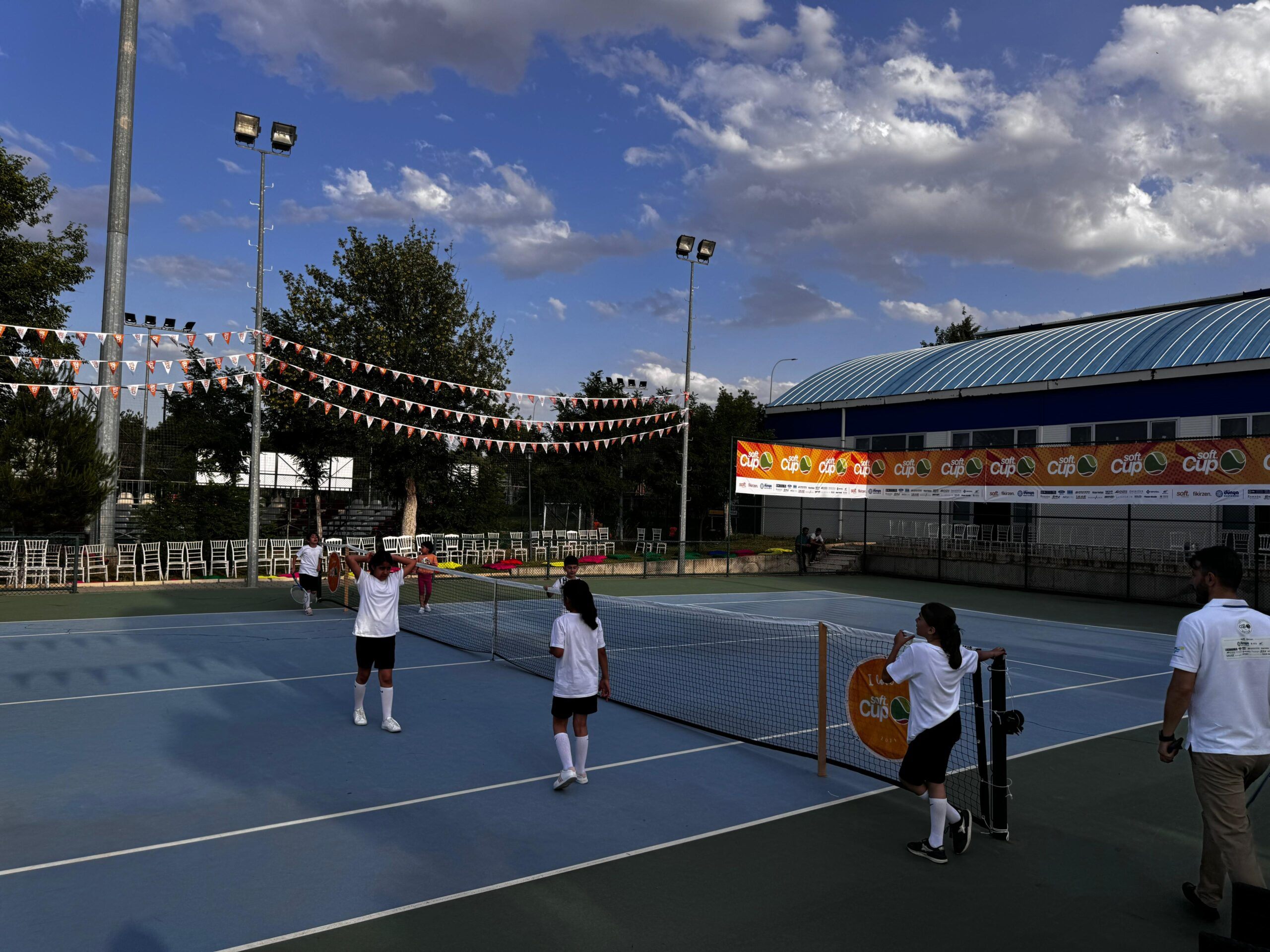 Soft Cup 2024’te ilk gün coşkuyla tamamlandı!